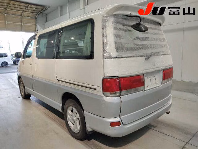 TOYOTA HIACE REGIUS