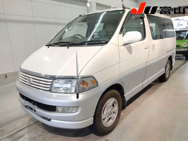 TOYOTA HIACE REGIUS