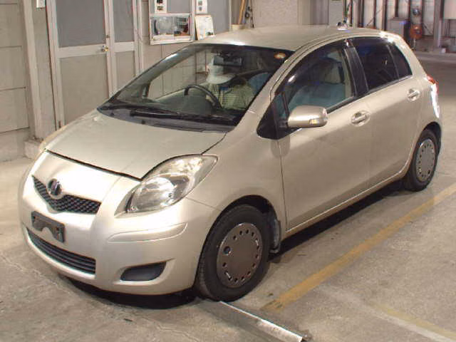 TOYOTA VITZ