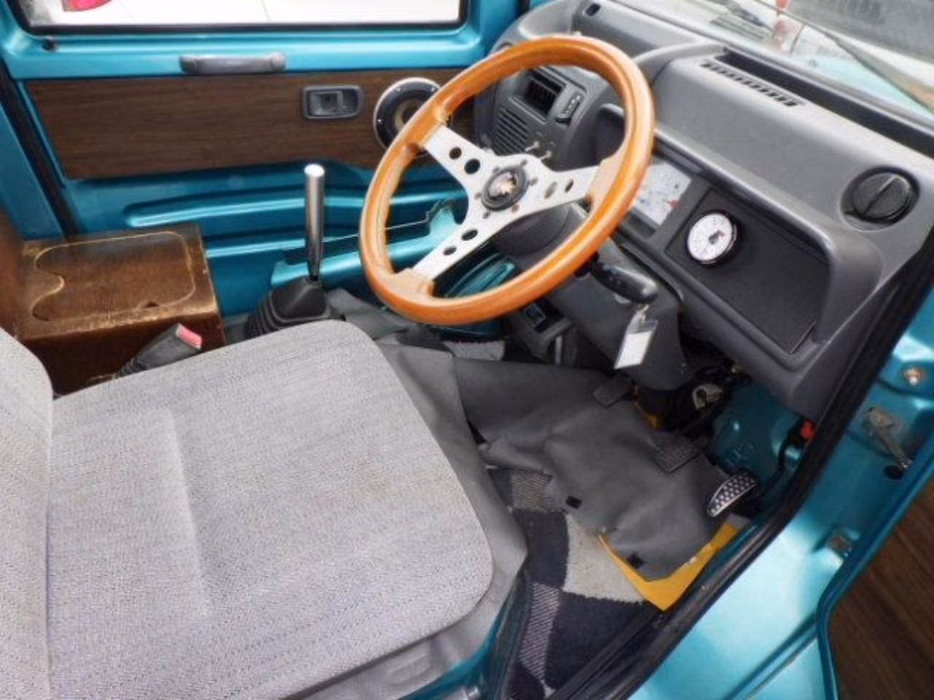 DAIHATSU MIDGET II
