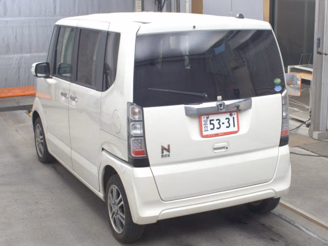 HONDA N-BOX