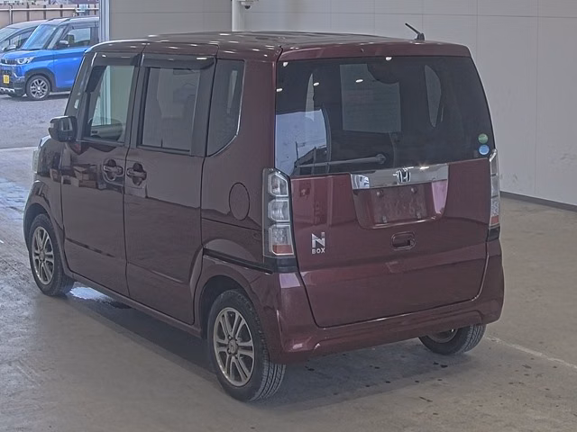 HONDA N-BOX