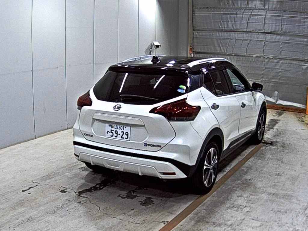 NISSAN KICKS