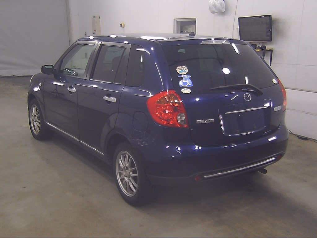 MAZDA VERISA
