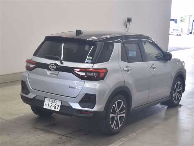 DAIHATSU ROCKY