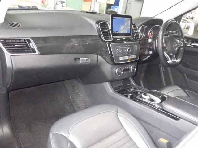 MERCEDES-BENZ M-CLASS