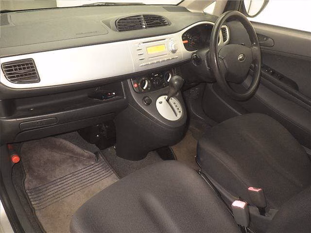 SUBARU R2