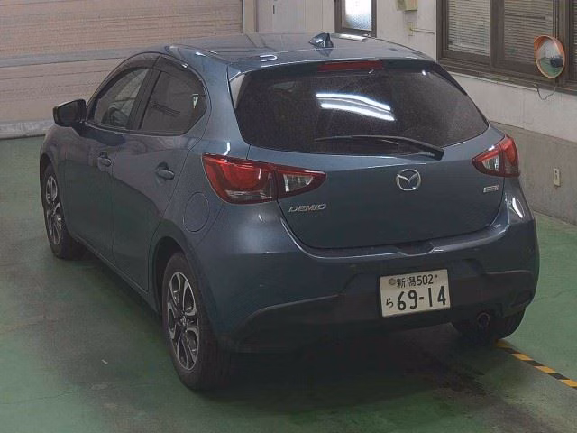 MAZDA DEMIO