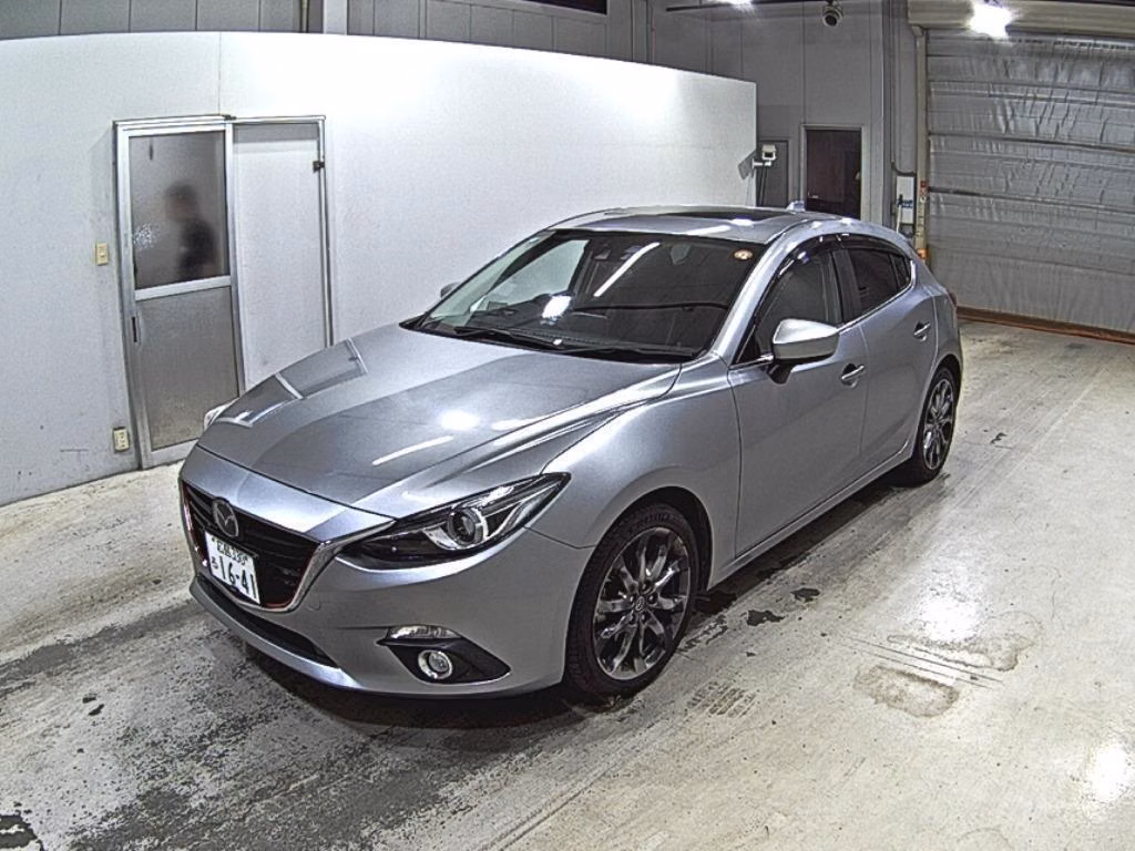 MAZDA AXELA