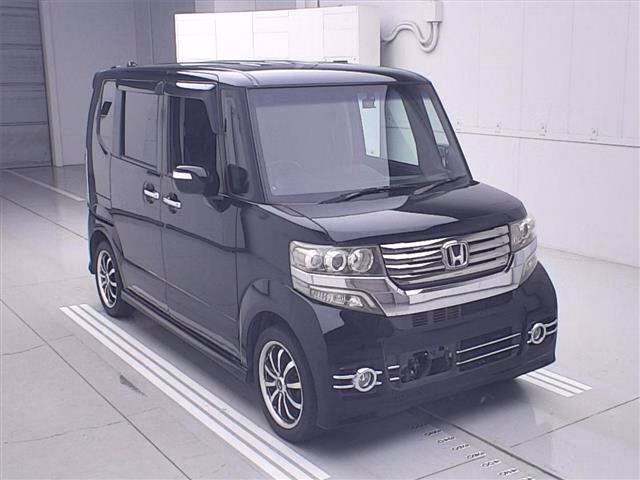 HONDA N-BOX