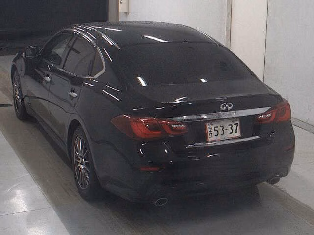 NISSAN FUGA