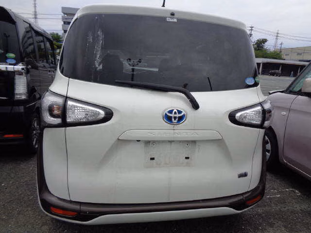 TOYOTA SIENTA