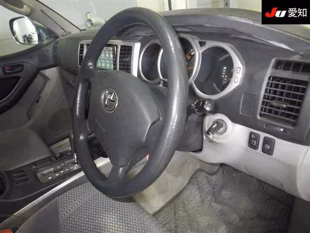 TOYOTA HILUX SURF