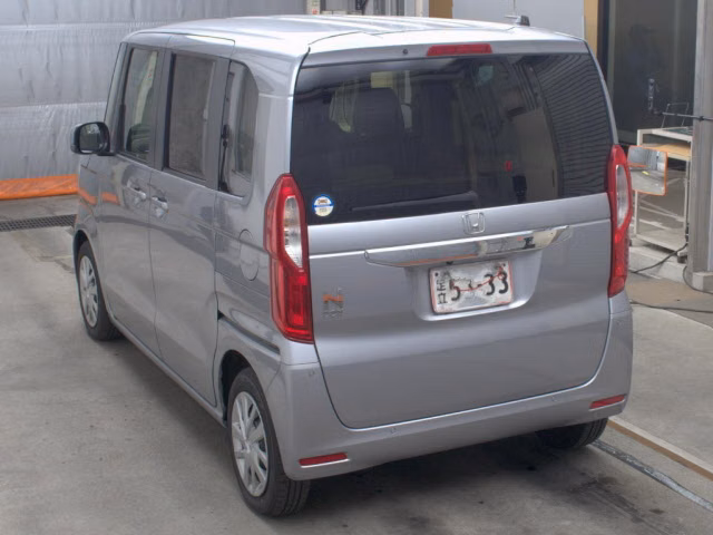 HONDA N-BOX