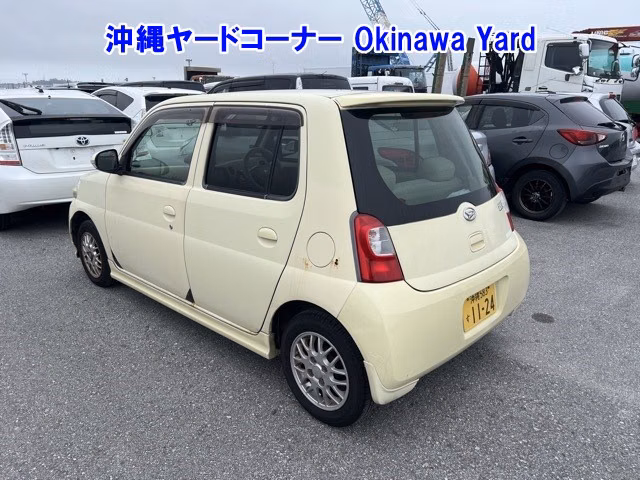 DAIHATSU ESSE