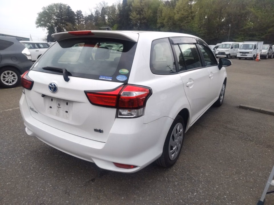 TOYOTA COROLLA FIELDER
