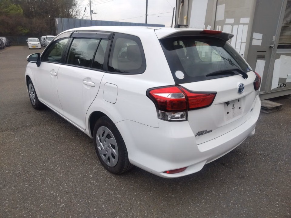TOYOTA COROLLA FIELDER