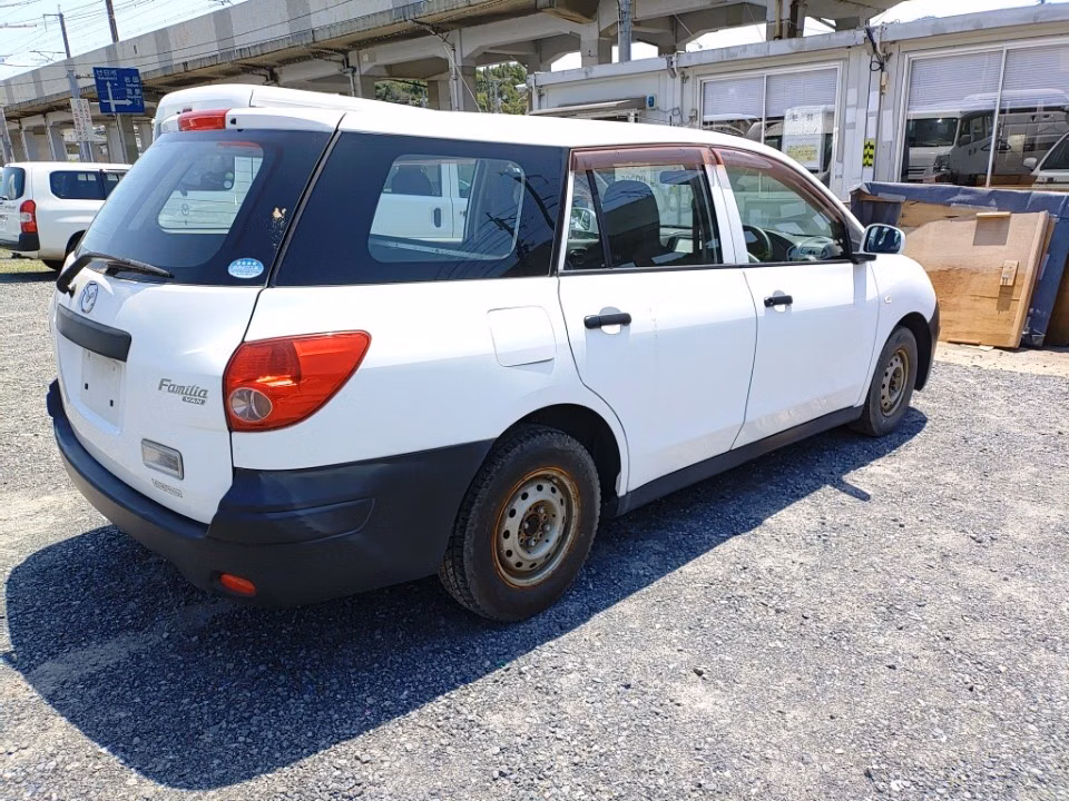 MAZDA FAMILIA