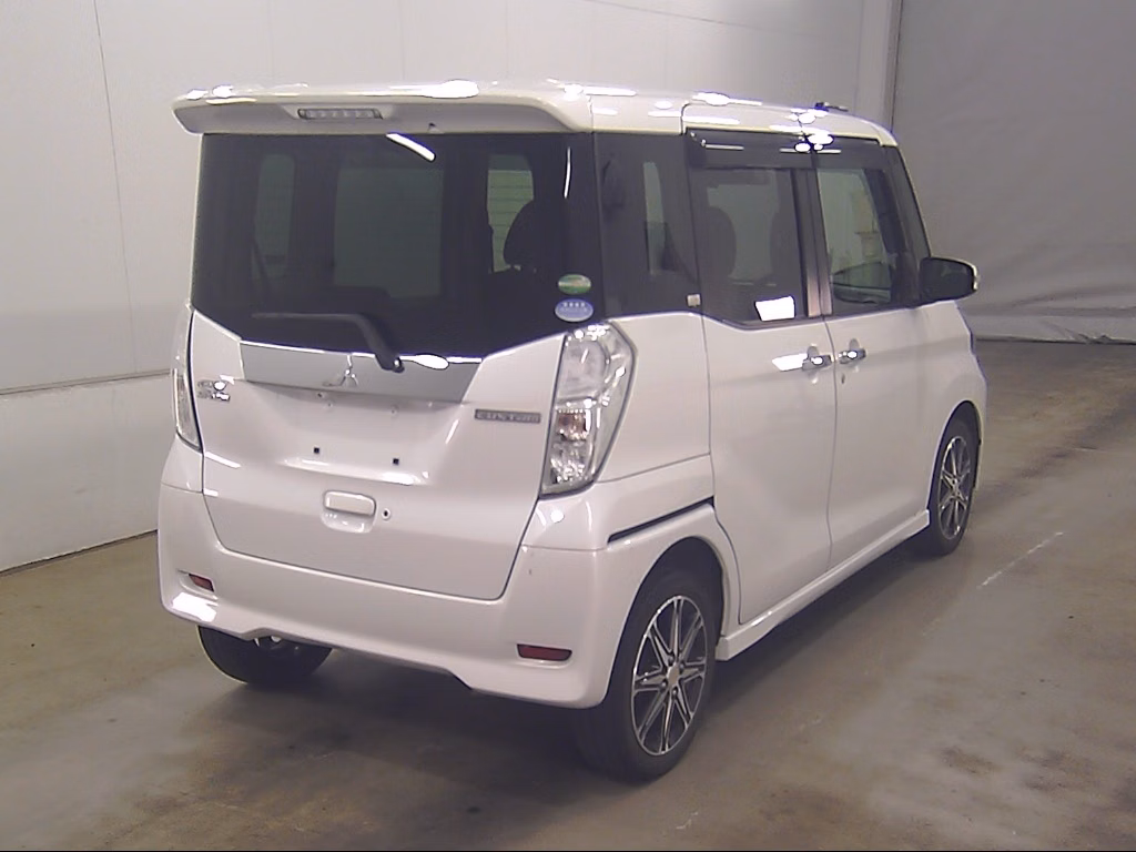 MITSUBISHI EK SPACE
