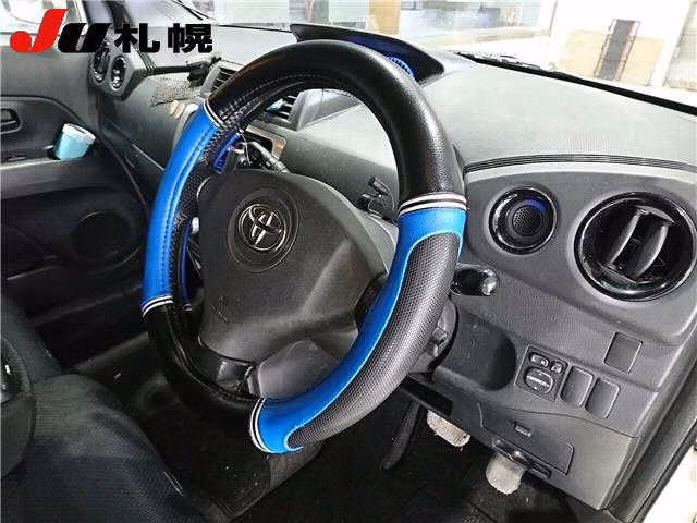 TOYOTA BB
