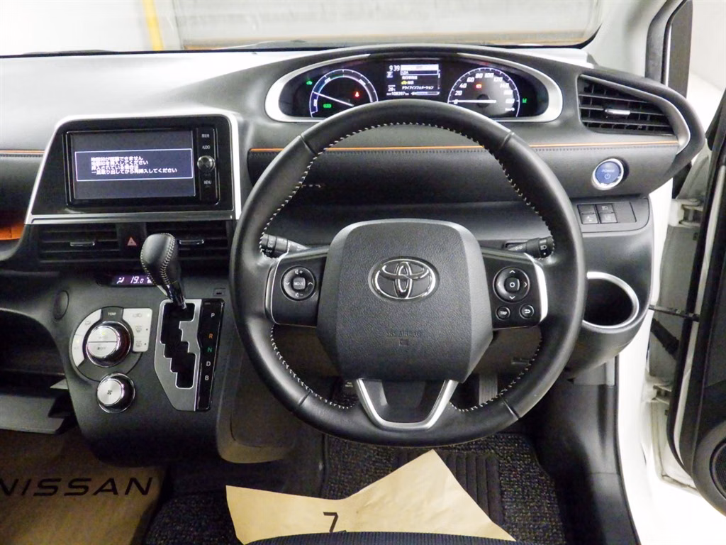 TOYOTA SIENTA