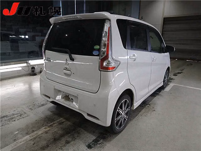 MITSUBISHI EK CUSTOM