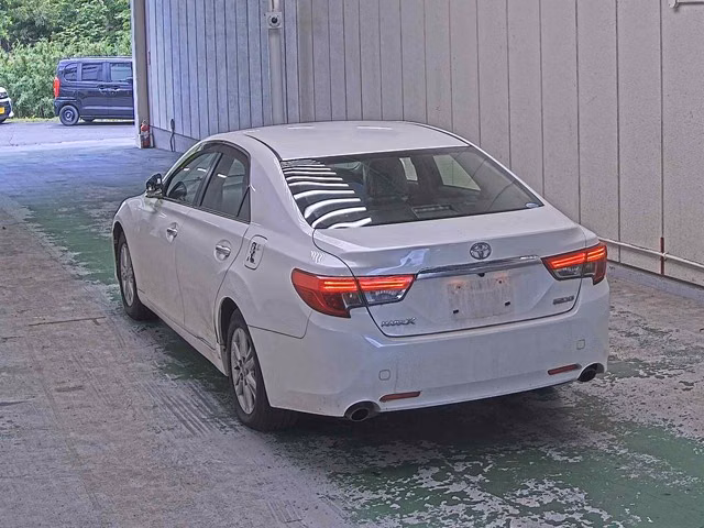 TOYOTA MARK X