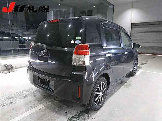 TOYOTA SPADE