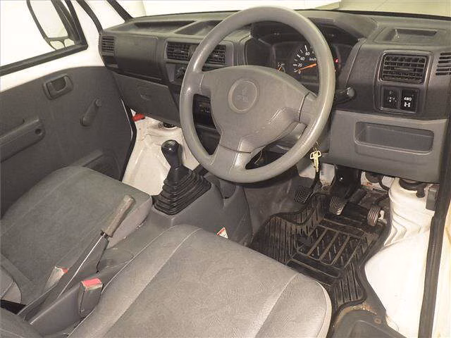 MITSUBISHI MINICAB