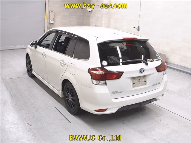 TOYOTA COROLLA FIELDER