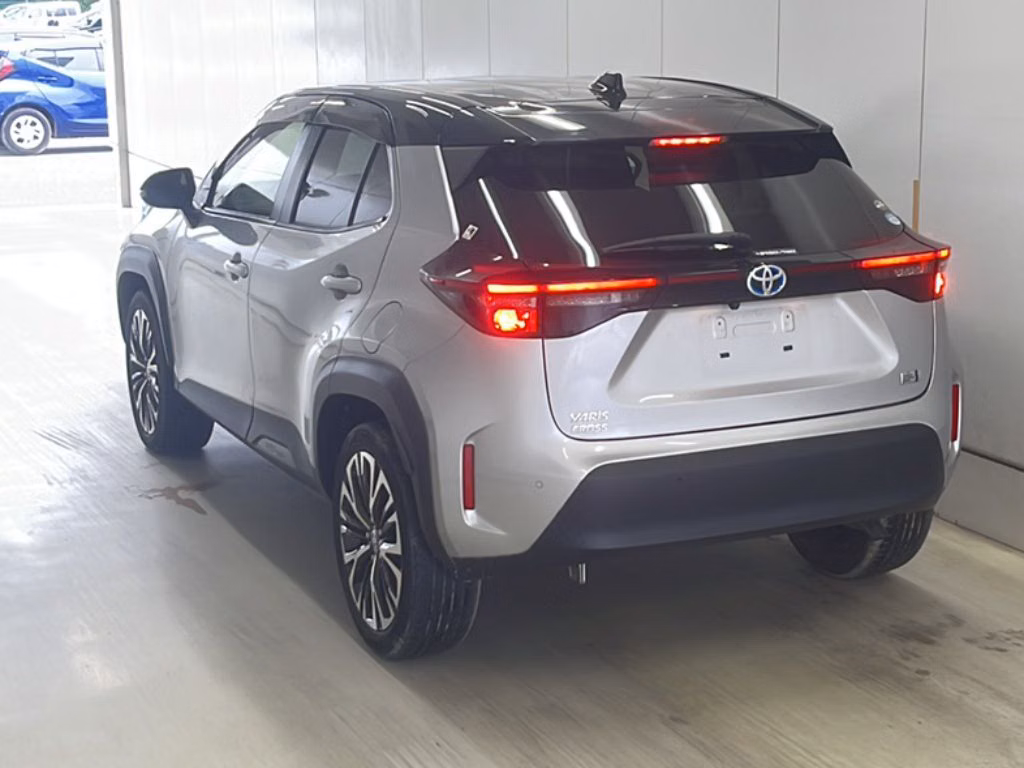 TOYOTA YARIS CROSS