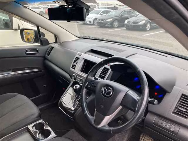 MAZDA MPV