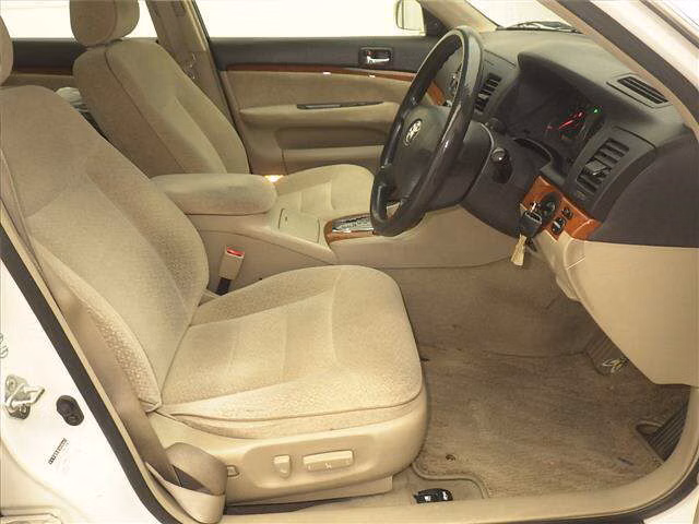 TOYOTA MARK II