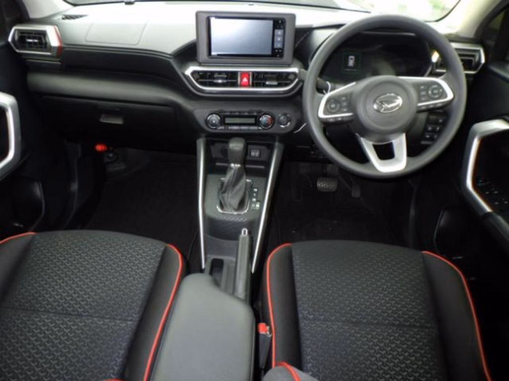 DAIHATSU ROCKY