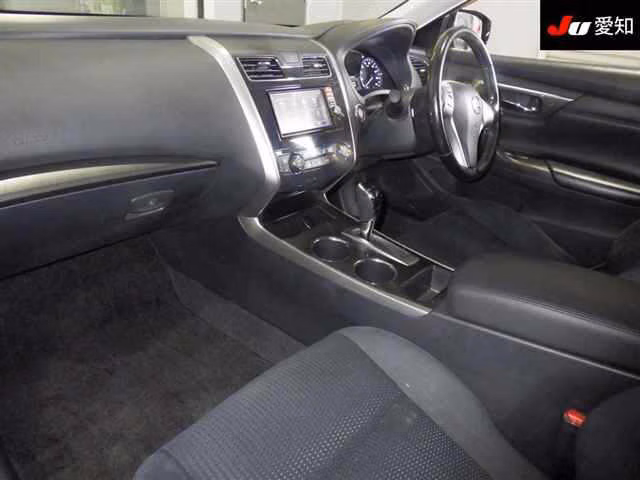 NISSAN TEANA