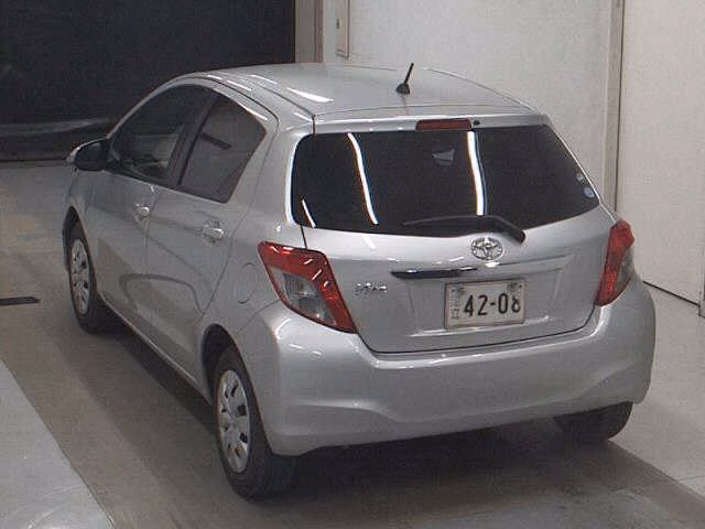 TOYOTA VITZ