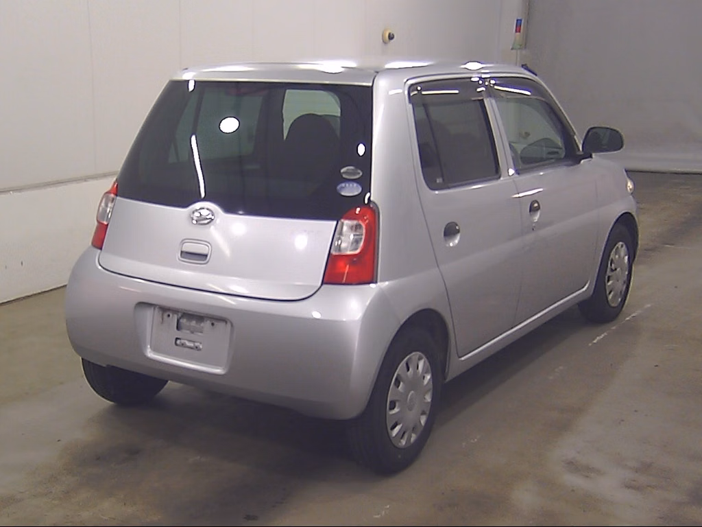 DAIHATSU ESSE