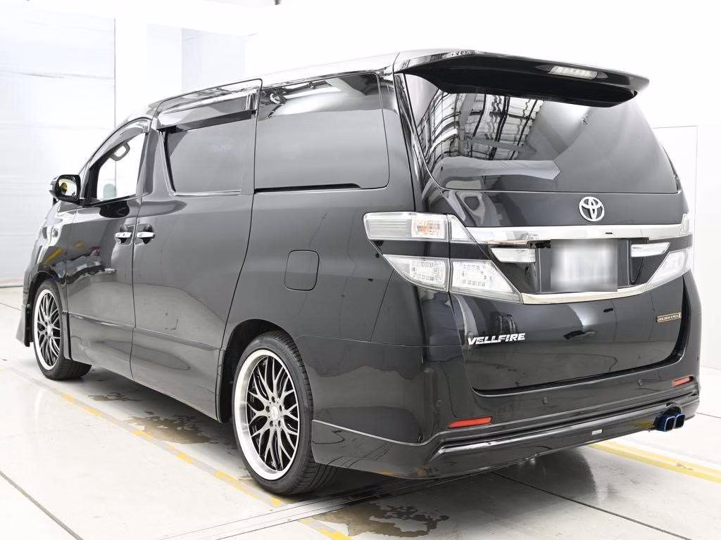 TOYOTA VELLFIRE