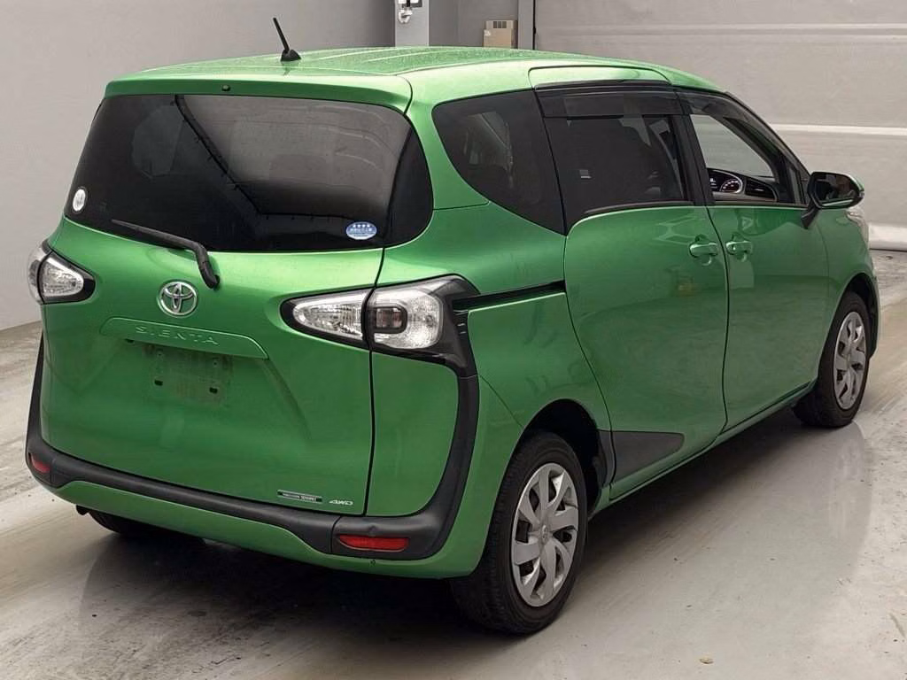 TOYOTA SIENTA