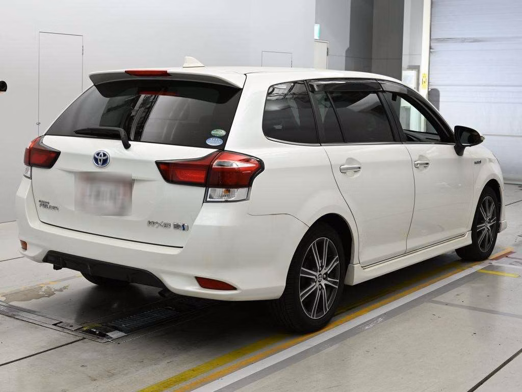 TOYOTA COROLLA FIELDER
