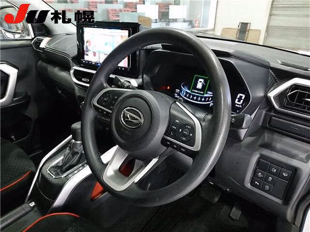 DAIHATSU ROCKY