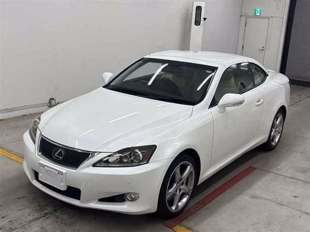 LEXUS IS350