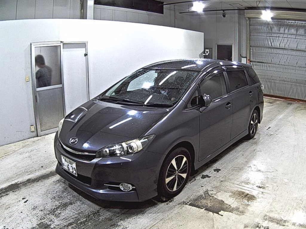 TOYOTA WISH