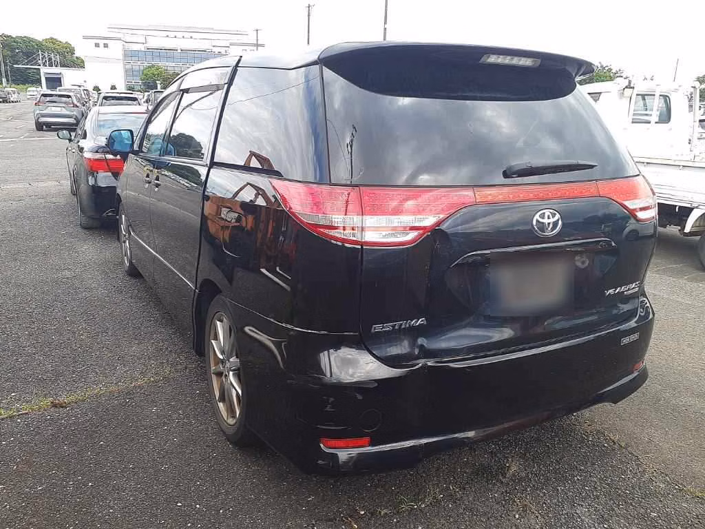 TOYOTA ESTIMA