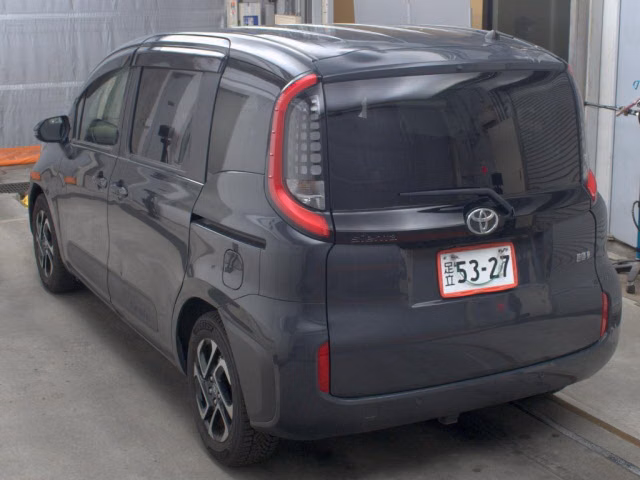 TOYOTA SIENTA