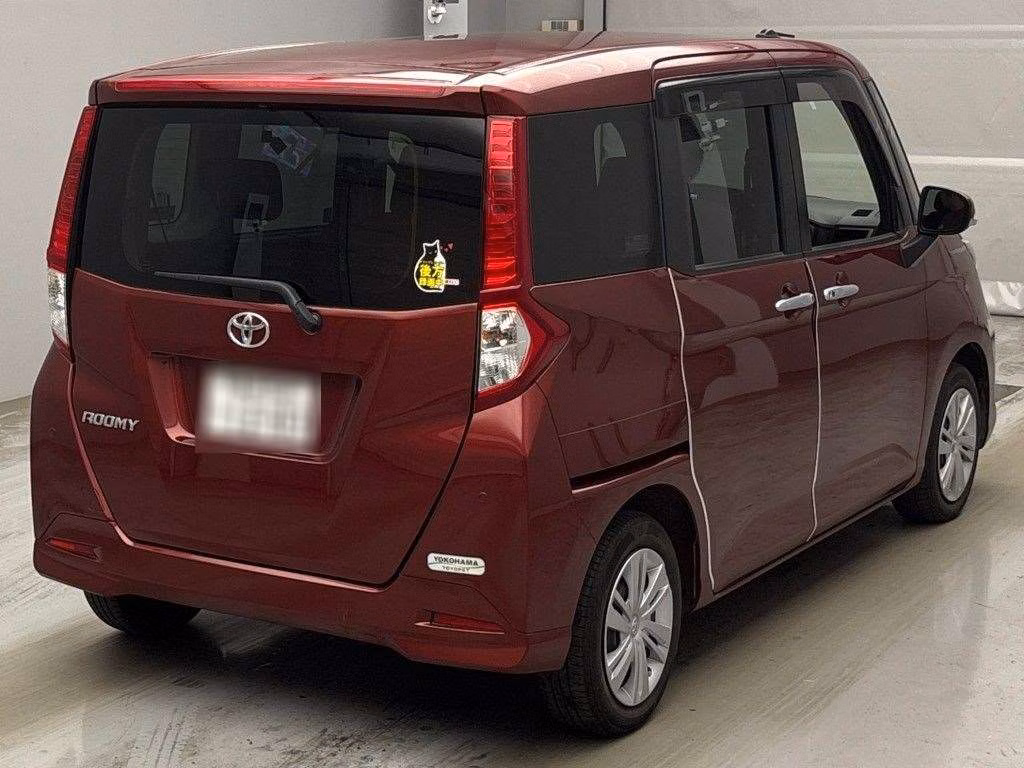 TOYOTA ROOMY