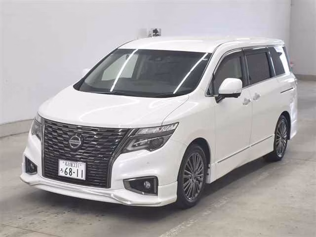 NISSAN ELGRAND