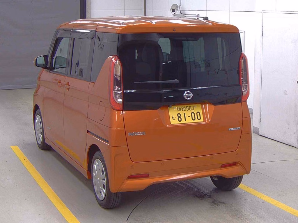NISSAN ROOX