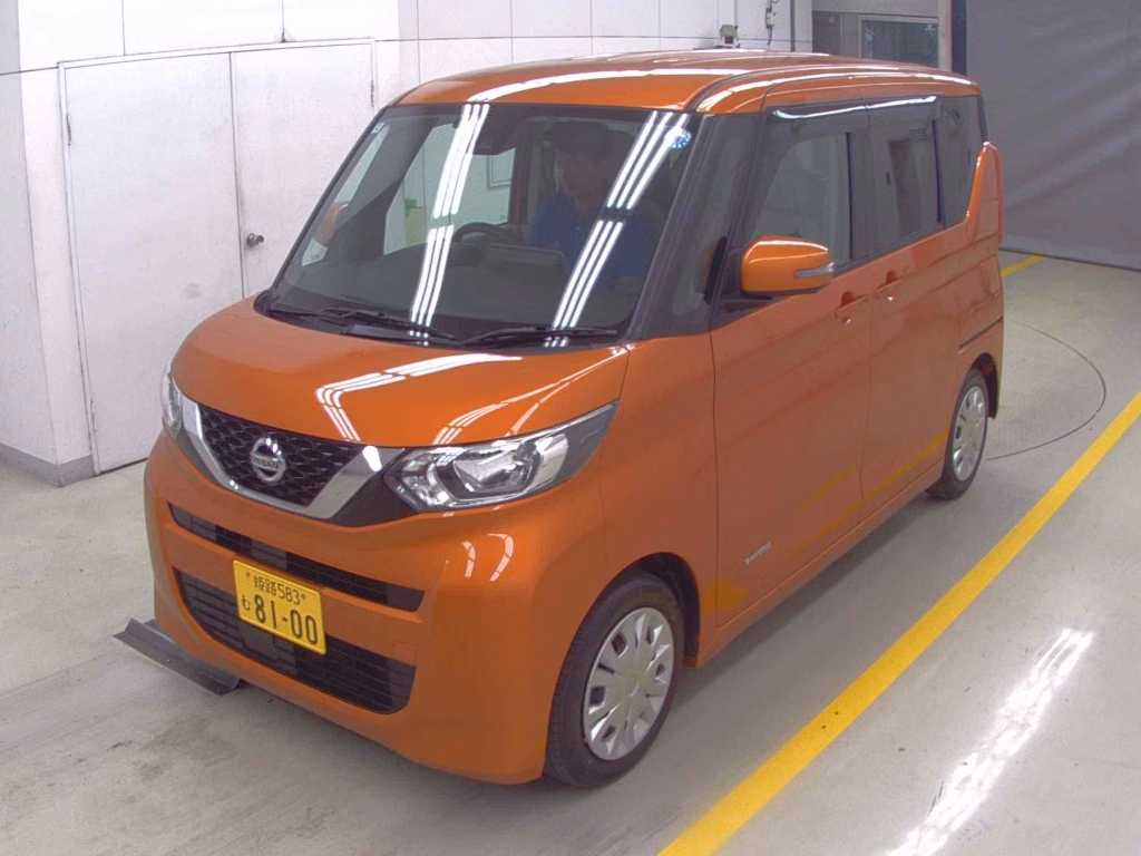 NISSAN ROOX