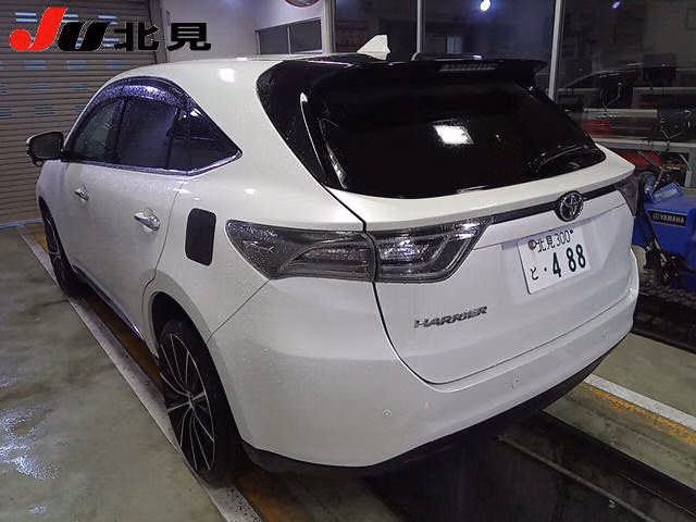 TOYOTA HARRIER